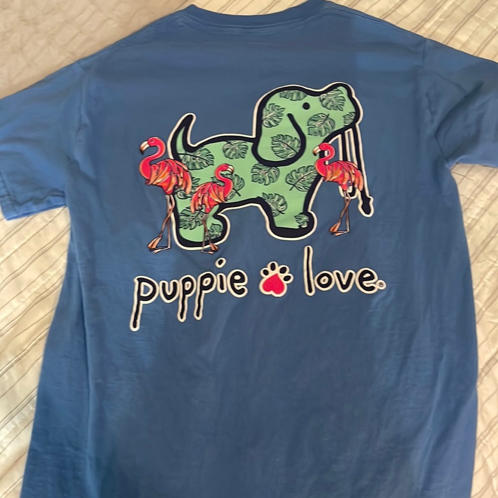 Puppies Love, Flamingo Tee